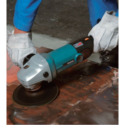 Lijadora de Disco 1.600W V.Variable 180mm SA7000C + Disco Velcro 180 mm 180mm
