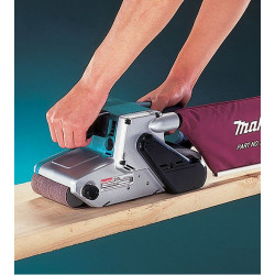 Lijadora de Banda MAKITA 100x610mm 1.010W 9404J Con Maletín MakPac Lijadoras de Banda