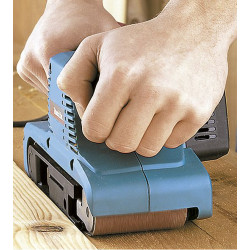 Lijadora de Banda MAKITA 9911 76x457mm 650W Lijadoras de Banda
