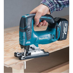 Sierra de Calar MAKITA DJV182RMJ 4.0AH BL 18V 135mm + Set 15 Hojas Corte Sierras de Calar
