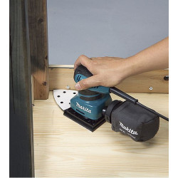 Lijadora Triangular MAKITA BO4565K 200W 112x102mm + 10 LIJA Lijadoras Orbitales