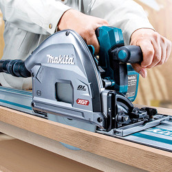 Sierra de Incision MAKITA SP001GZ03 40V 165MM Brushless Bluetooth + Maletin MakPac + GUIA CARRIL 1,4M Sierras de Incisión
