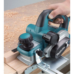 Cepillo MAKITA 82MM 1.050W KP0810C 82 mm