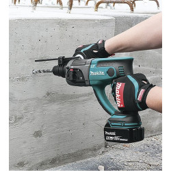 Martillo 3 Modos MAKITA DHR202RTJ + Kit Demolición 20mm 18V 5.0Ah MakPac 18V