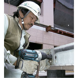Llave Impacto MAKITA DTW450RTJ 18V 440Nm 1/2" + 2 BATERIA 5.0AH + CARGADOR + MALETIN Llaves de Impacto Batería