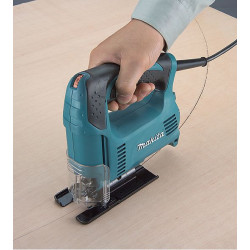 Sierra de Calar MAKITA 450W 65mm Vel.Variable 4327 + Set 5 Hojas Corte Madera Sierras de Calar
